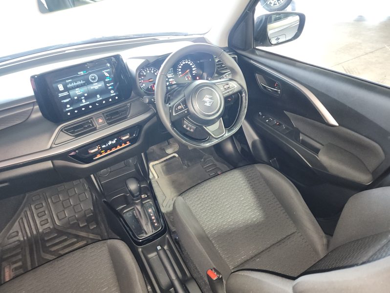 SUZUKI SWIFT 1.2 GLX CVT 2025