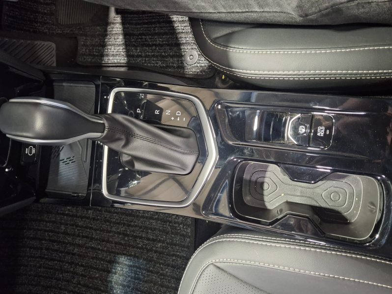 MAHINDRA XUV3XO 1.2 AX7L AT 2025