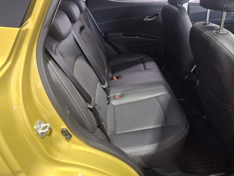 MAHINDRA XUV3XO 1.2 AX7L AT 2025