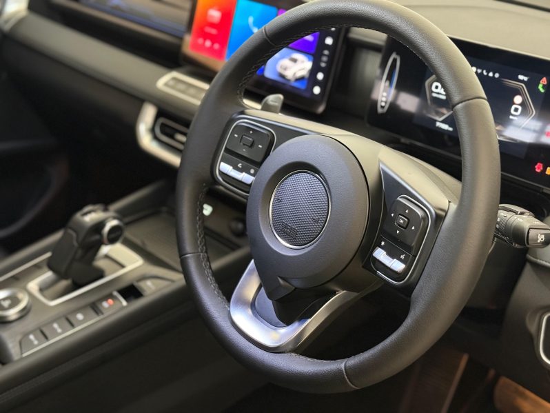 GWM P300 2.4TD LT A/T D/C P/U 2025