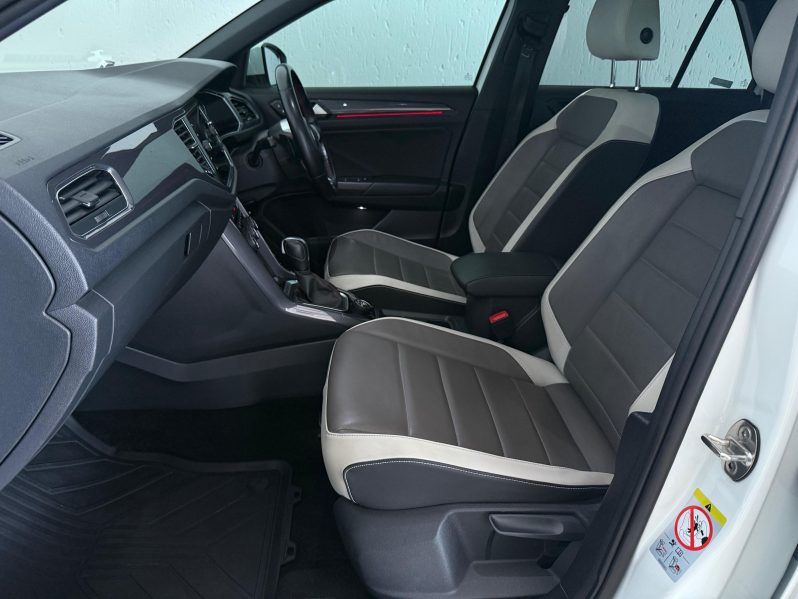 VOLKSWAGEN T-ROC MY22 2.0 TSI R-LINE DSG 2021